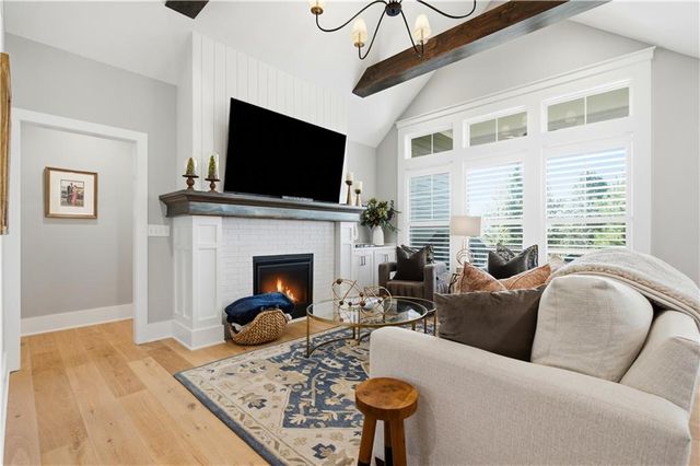 13405 W 174th Place, Overland Park, KS 66221