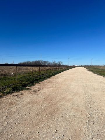 195 Donnas Lane, Trent, TX 79561