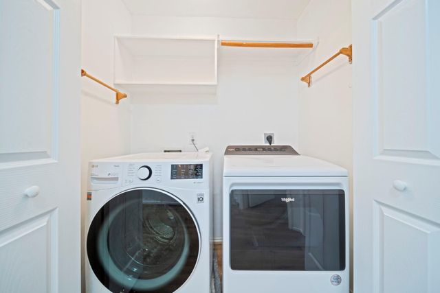 123 N Villa Oaks Drive, The Woodlands, TX 77382