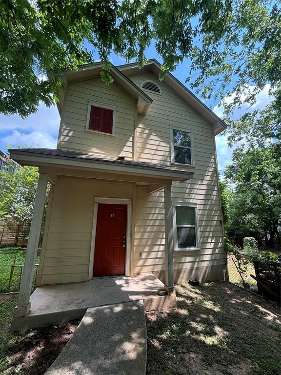1703 Deloney ST B, Austin, TX 78721