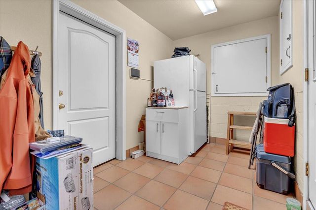 22560 Adobe Road, Red Bluff, CA 96080