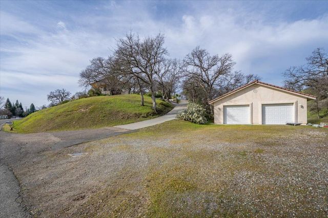 22560 Adobe Road, Red Bluff, CA 96080