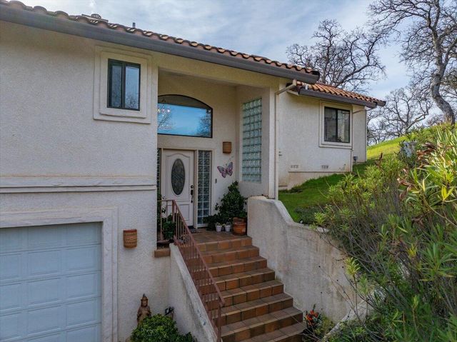 22560 Adobe Road, Red Bluff, CA 96080