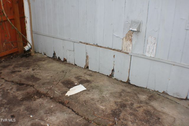 30 Brown Avenue, Greeneville, TN 37743