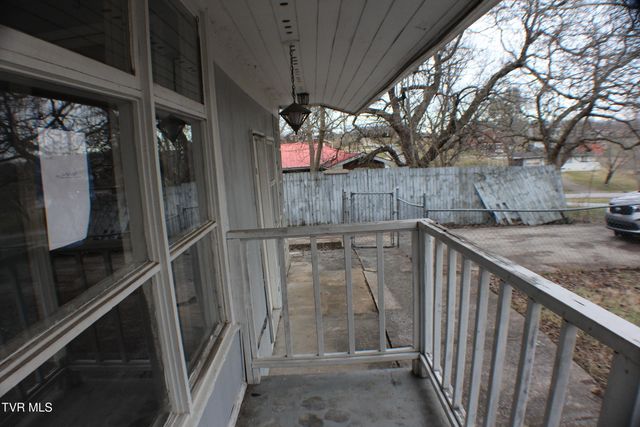 30 Brown Avenue, Greeneville, TN 37743