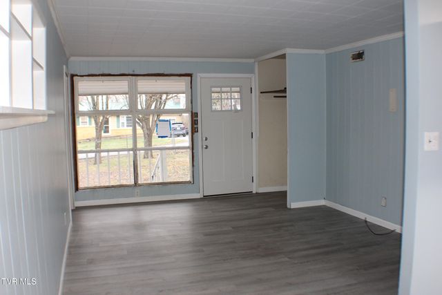 30 Brown Avenue, Greeneville, TN 37743