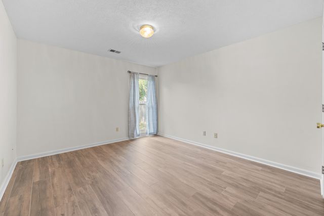 1393 CROSSVIEW LN, Collierville, TN 38017