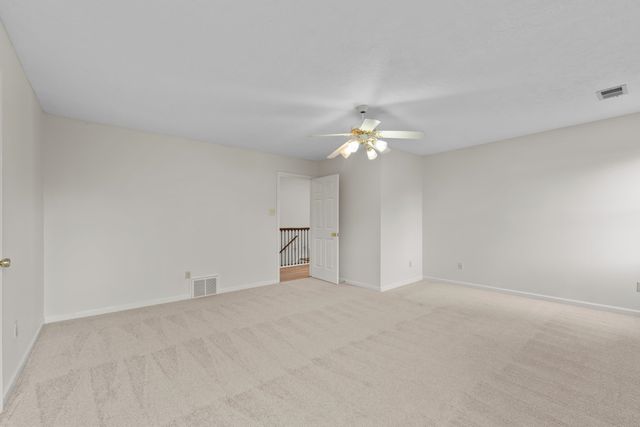 1393 CROSSVIEW LN, Collierville, TN 38017