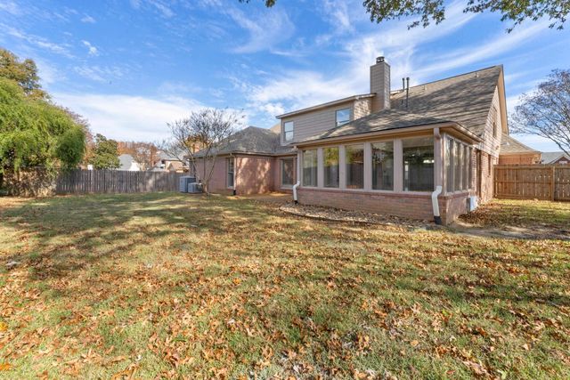 1393 CROSSVIEW LN, Collierville, TN 38017