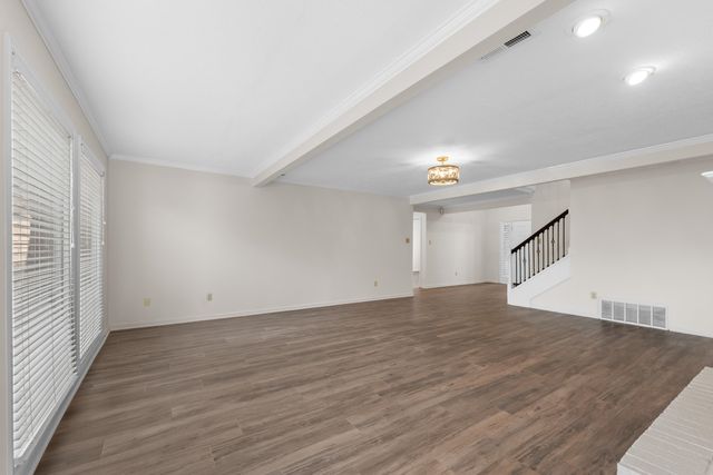 1393 CROSSVIEW LN, Collierville, TN 38017