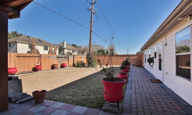 2014 Grand Park Drive, Missouri City, TX 77489