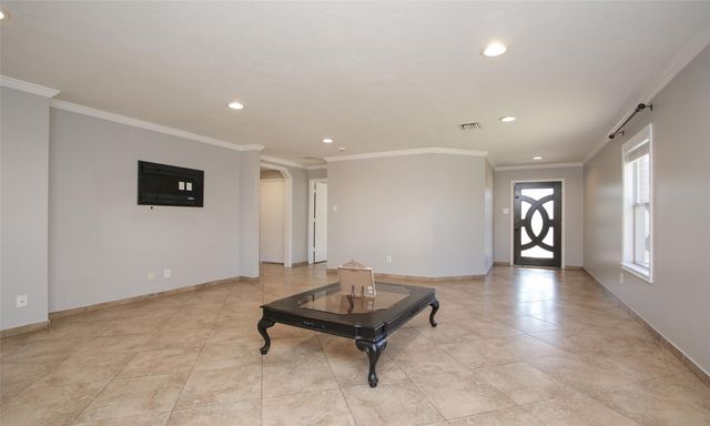 2014 Grand Park Drive, Missouri City, TX 77489