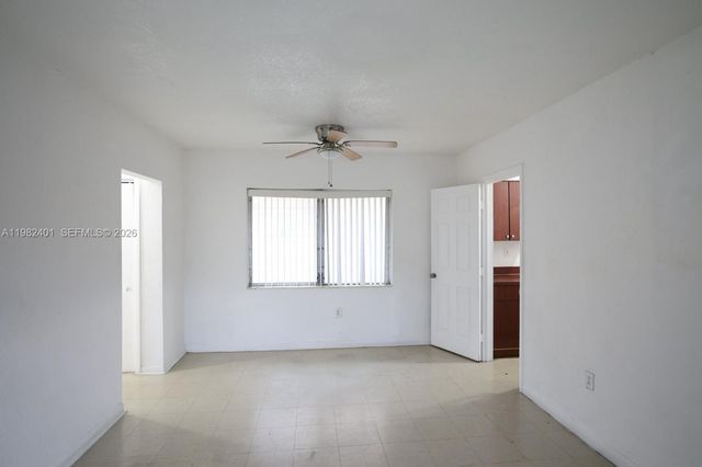 465 E 28th St 24, Hialeah, FL 33013
