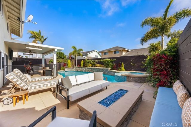 10062 Cynthia, Huntington Beach, CA 92646