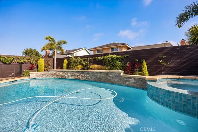 10062 Cynthia, Huntington Beach, CA 92646