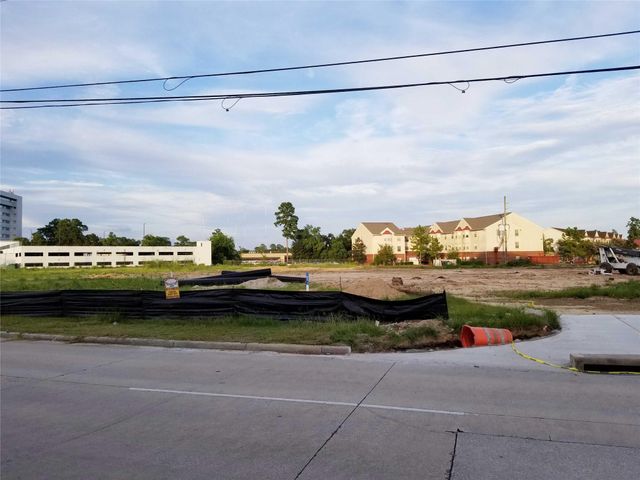 15000 Bammel North Houston Road, Houston, TX 77014