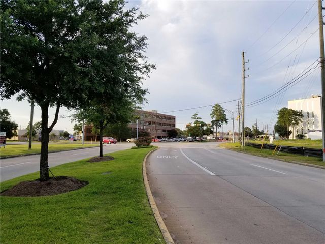 15000 Bammel North Houston Road, Houston, TX 77014