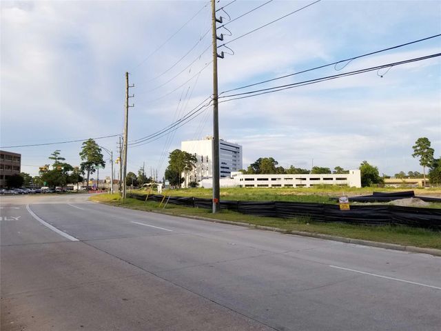 15000 Bammel North Houston Road, Houston, TX 77014