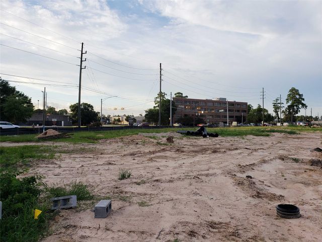 15000 Bammel North Houston Road, Houston, TX 77014