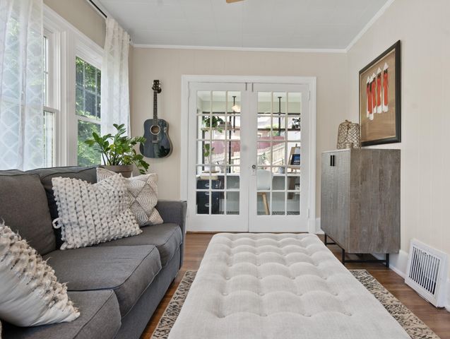 1320 Dugdale Street, Chattanooga, TN 37405
