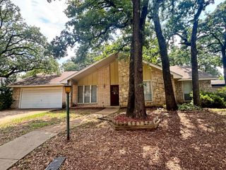 2107 Botts Drive, Arlington, TX 76012