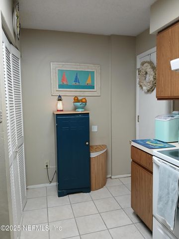 2238 FAIRWAY VILLAS Lane N, Atlantic Beach, FL 32233