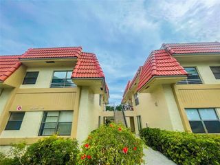11108 Royal Palm Blvd, Coral Springs, FL 33065