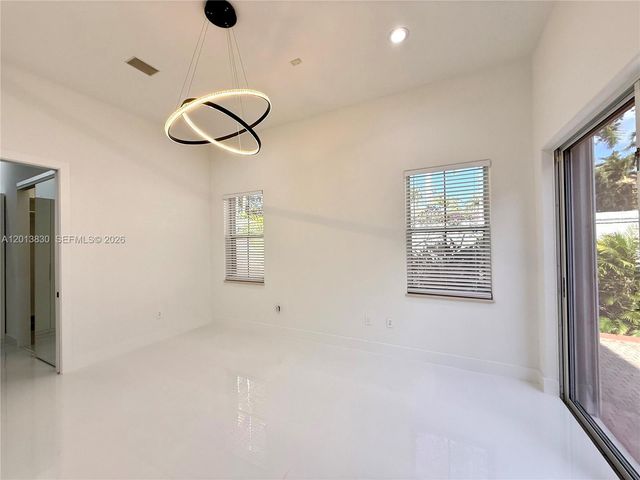 1455 Breakwater Ter, Hollywood, FL 33019