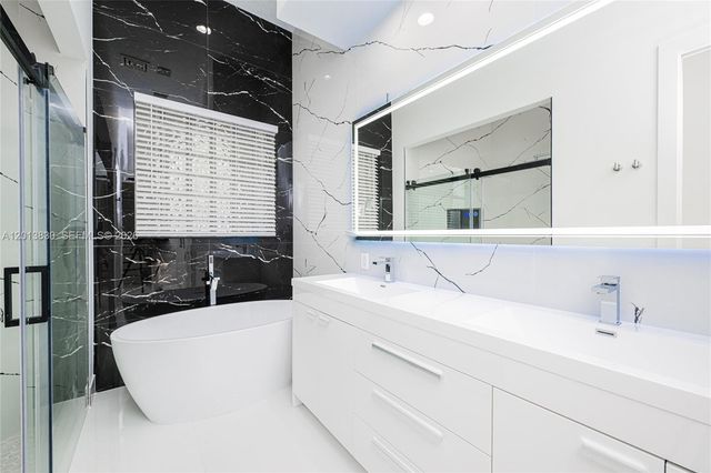 1455 Breakwater Ter, Hollywood, FL 33019
