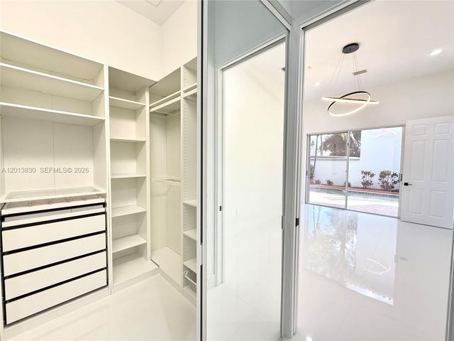 1455 Breakwater Ter, Hollywood, FL 33019