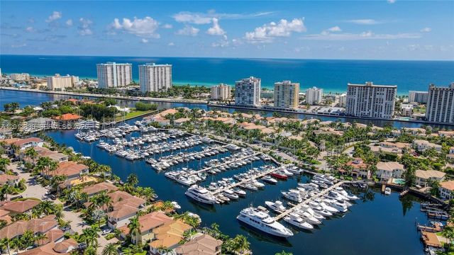 1455 Breakwater Ter, Hollywood, FL 33019