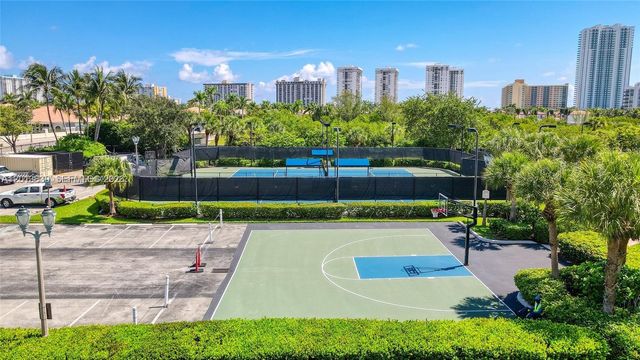 1455 Breakwater Ter, Hollywood, FL 33019