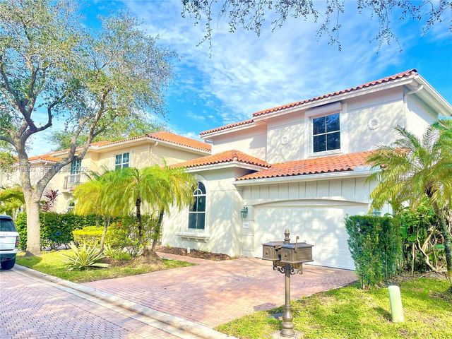 1455 Breakwater Ter, Hollywood, FL 33019