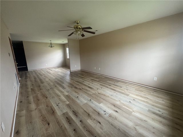 1302 N 22nd Street, Rogers, AR 72756