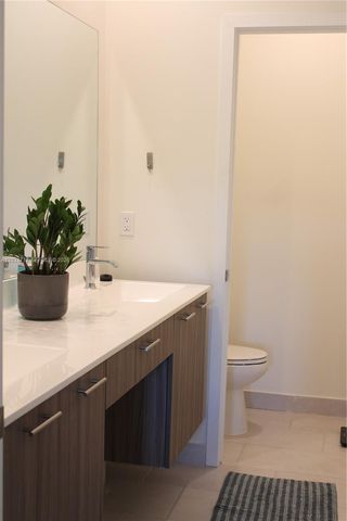8265 NW 41 ST C-110, Doral, FL 33166