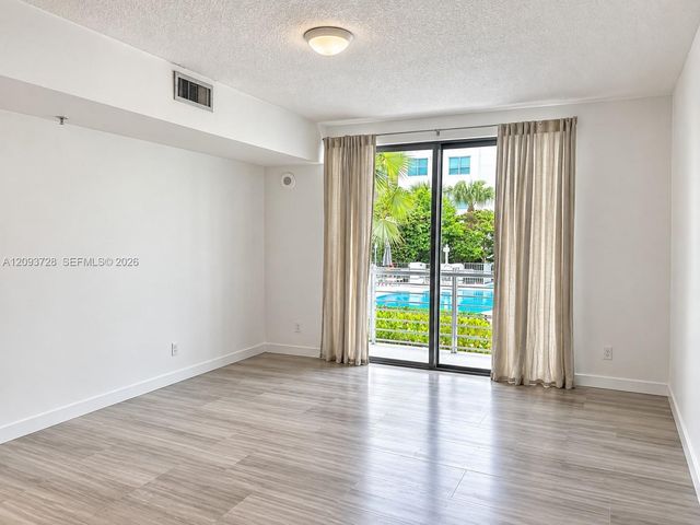 110 Washington Avenue 2412, Miami Beach, FL 33139