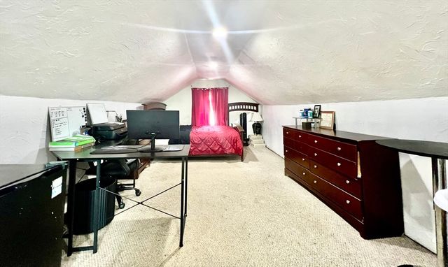 86 Beaverbrook Pkwy, Worcester, MA 01603