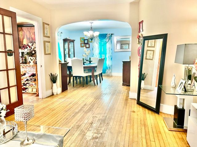 86 Beaverbrook Pkwy, Worcester, MA 01603