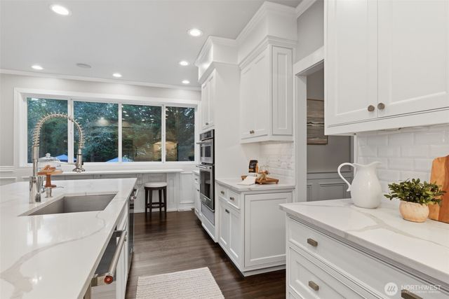 6405 84th Avenue Ct W, University Place, WA 98467