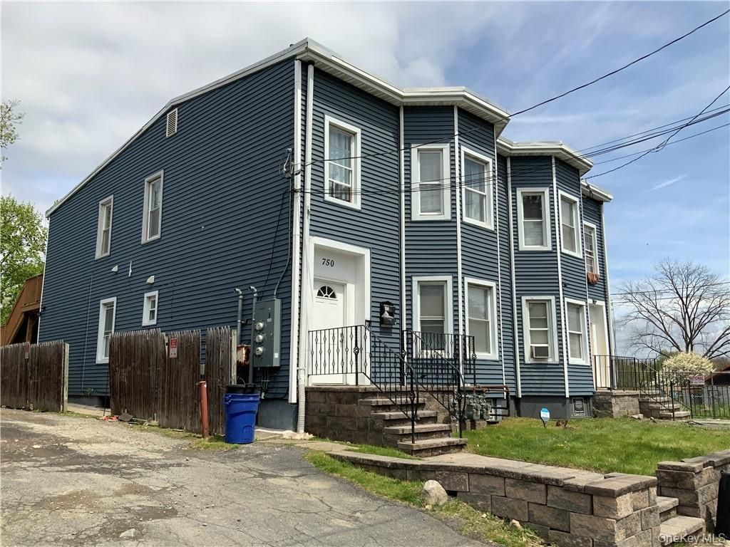 750 Broadway 2, Newburgh, NY 12550