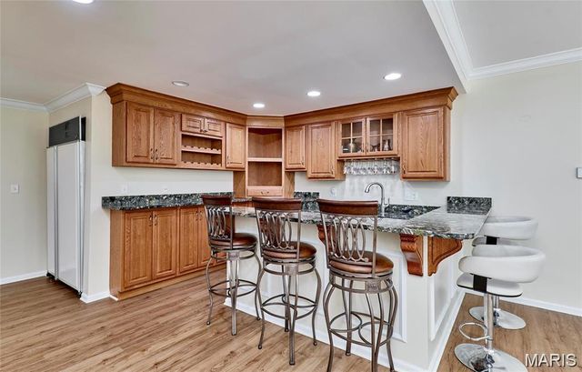 9780 Old Warson Road, St Louis, MO 63124