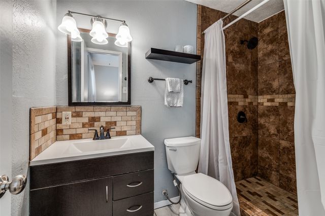 751 Tumbleweed Court, Fort Worth, TX 76108