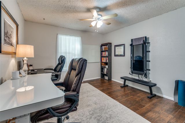 751 Tumbleweed Court, Fort Worth, TX 76108