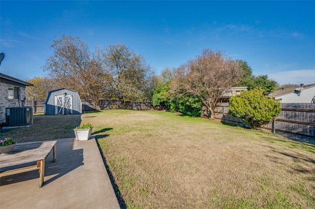 751 Tumbleweed Court, Fort Worth, TX 76108