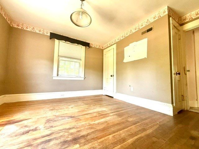 204 Main St, Hanson, MA 02341