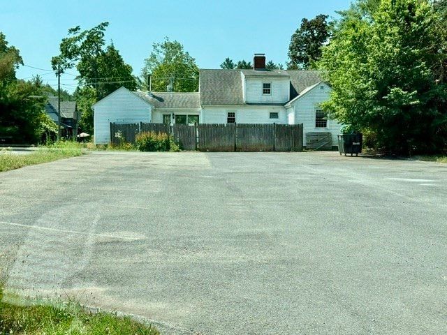 204 Main St, Hanson, MA 02341