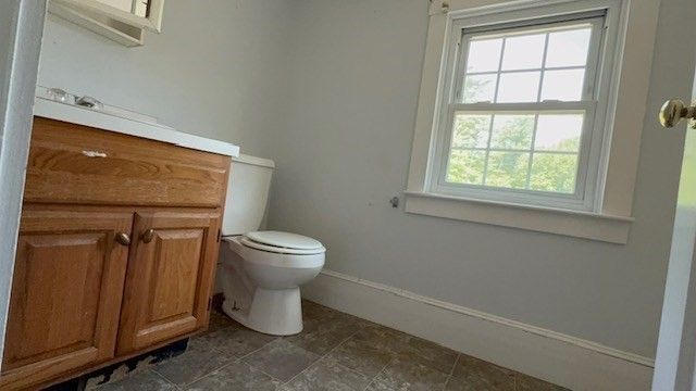 204 Main St, Hanson, MA 02341