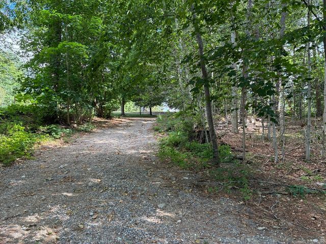 204 Main St, Hanson, MA 02341