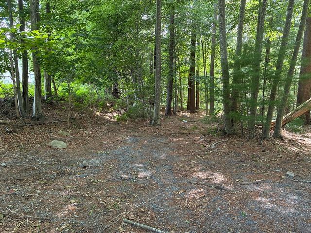 204 Main St, Hanson, MA 02341