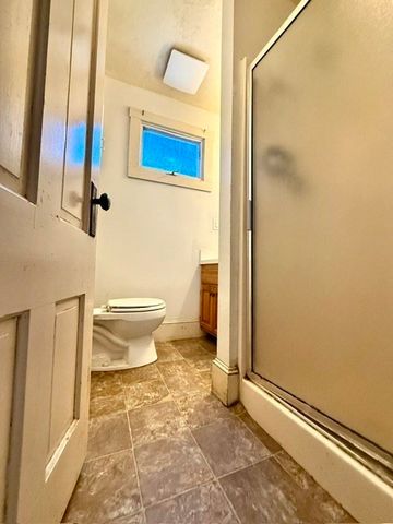 204 Main St, Hanson, MA 02341